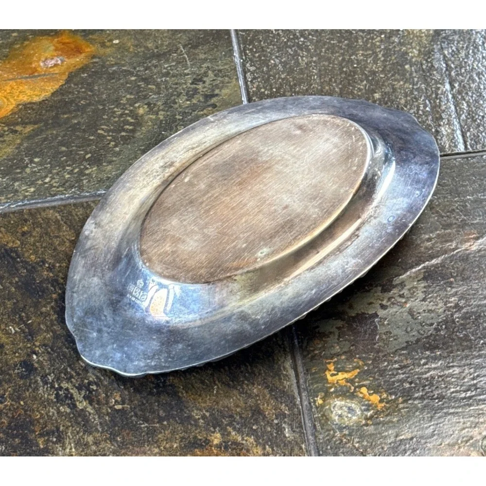 Vintage Silver Plated on Copper Serving Tray OS Tarnished Oval Shell‎ Tableware